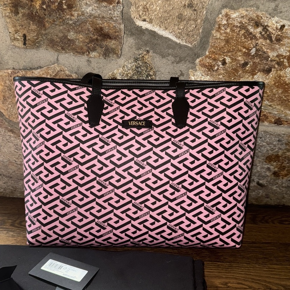 NEW Versace Geometric Pink and Black Tote with dust bag NWT AUTHENTIC - Picture 5 of 17